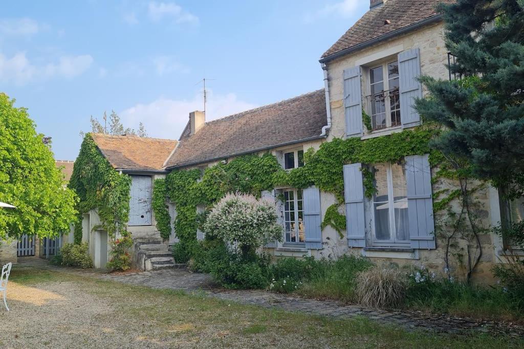 Belle Suite Dans Corps De Ferme - Logement Alicia Villiers-sous-Grez Exteriér fotografie